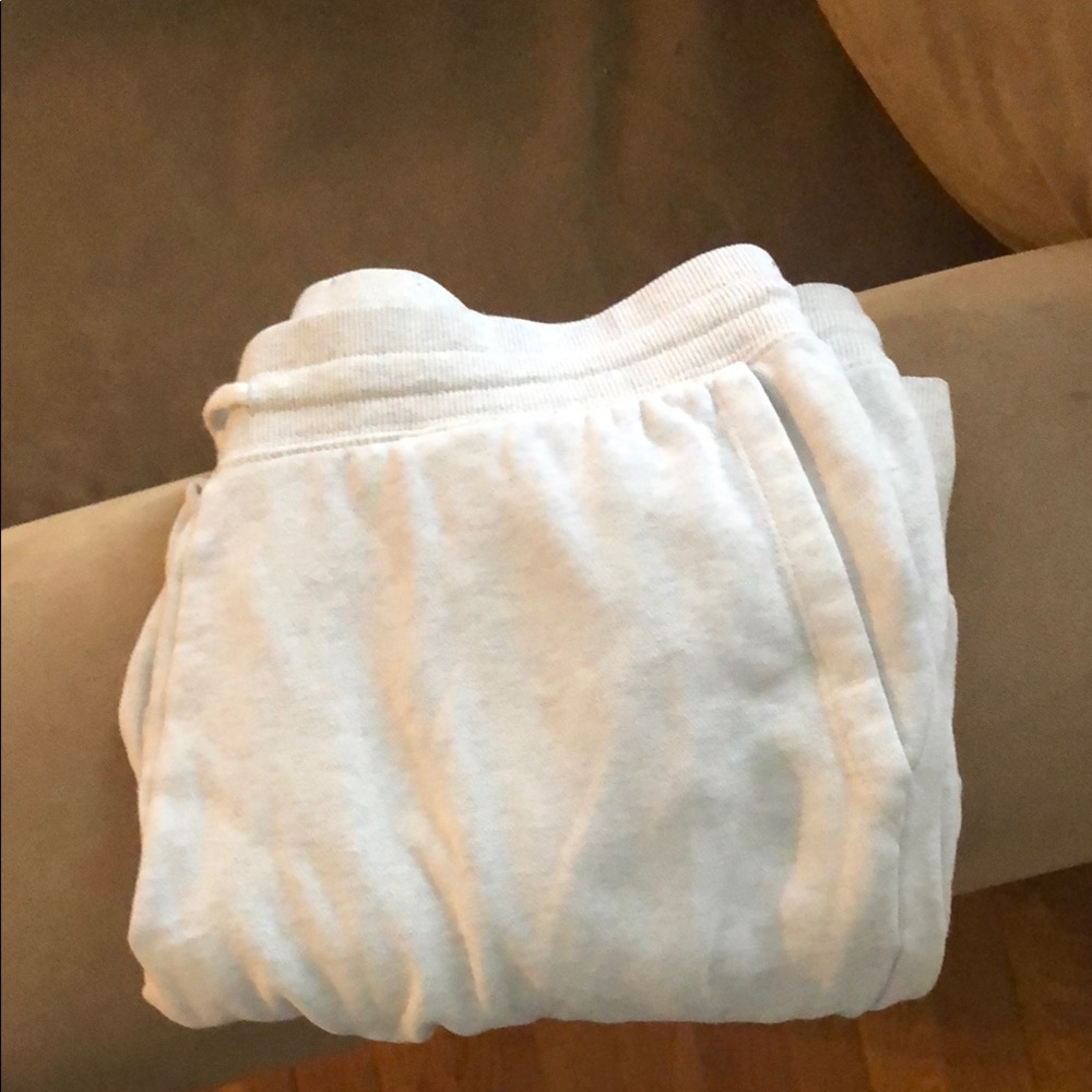 Amazon Essentials Women’s Cream Sweatpants